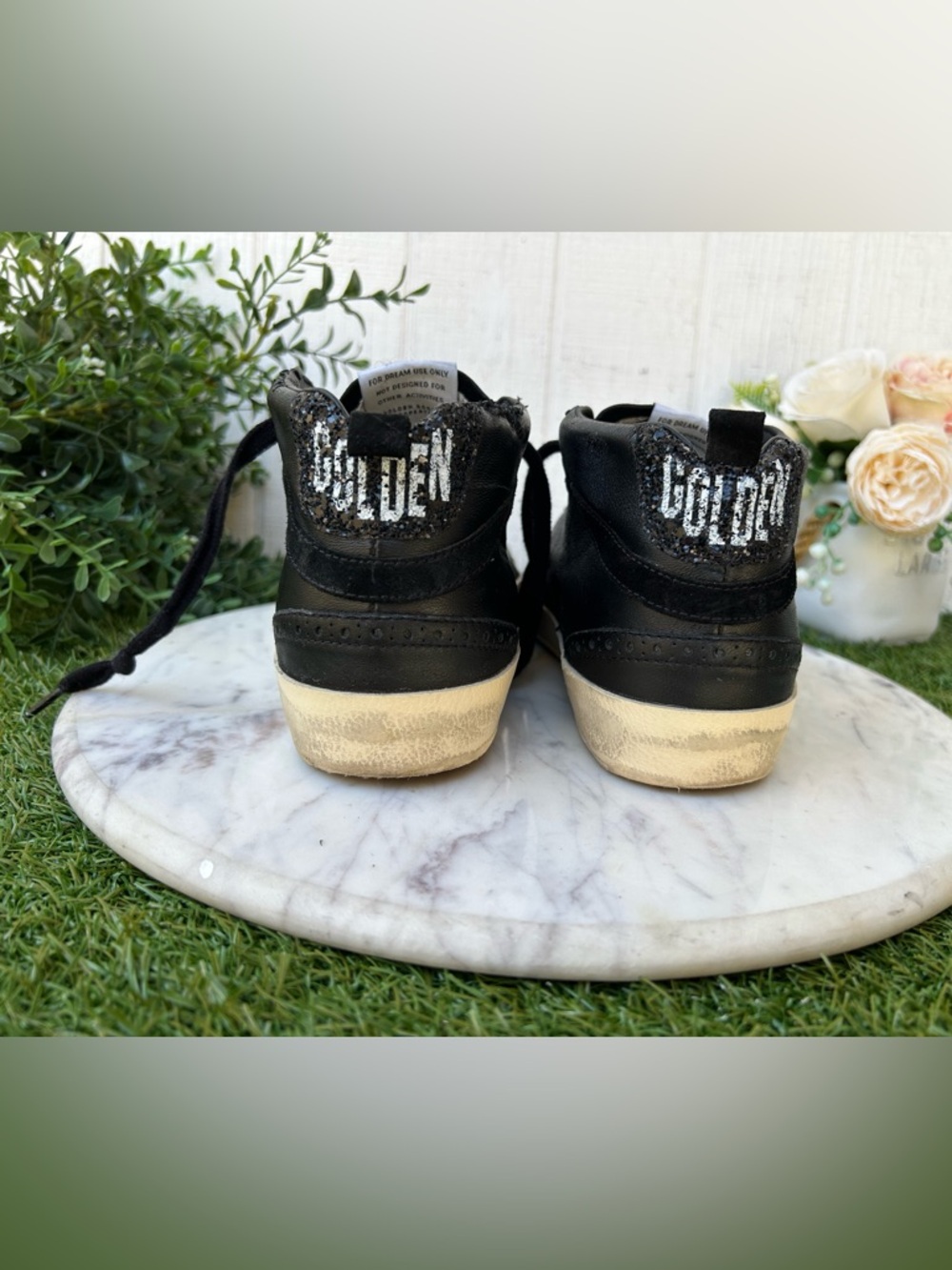 GOLDEN GOOSE
Women'Mid Star in black Zappa with black glitter star Sz 40 
$695 - Picture 7 of 17